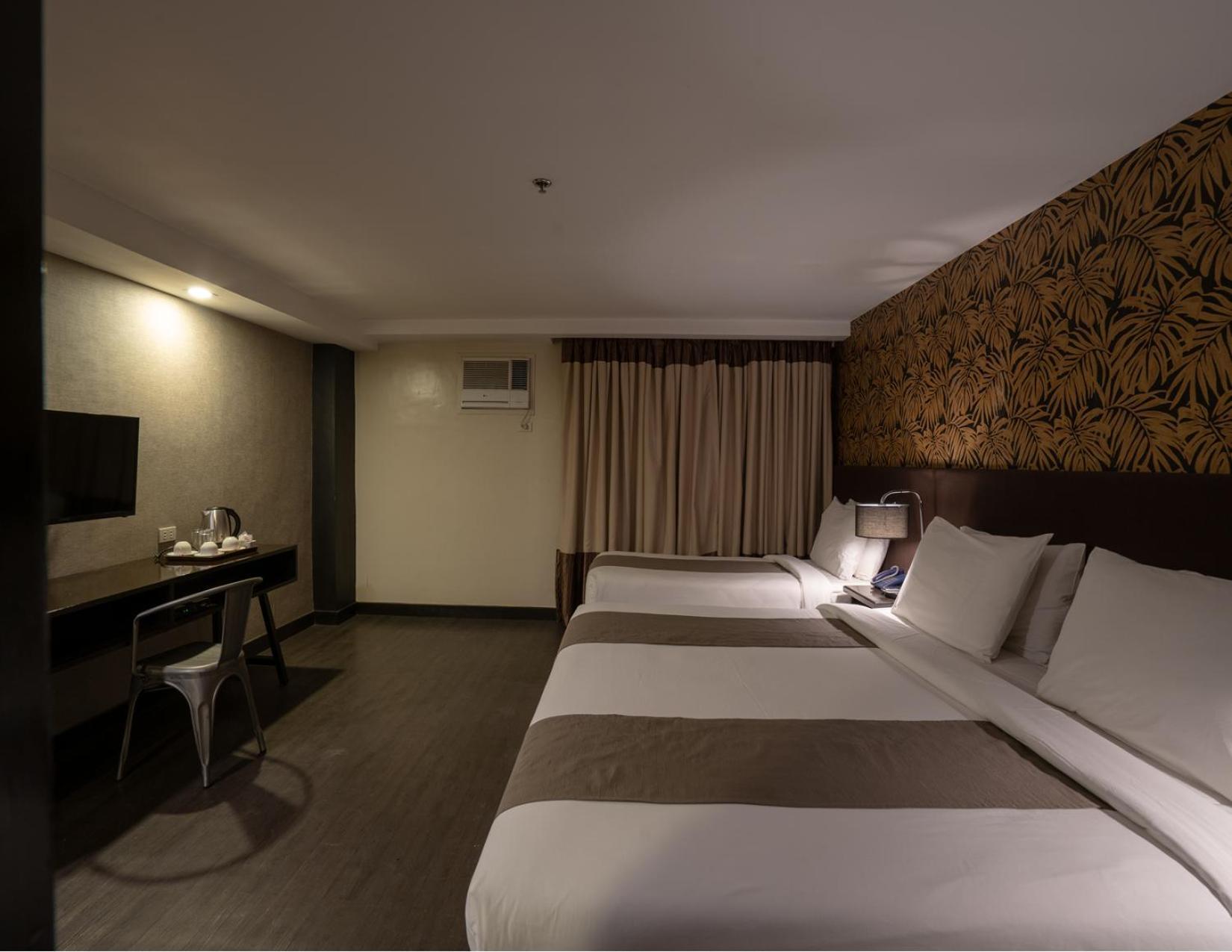 Gt Hotel Jaro Iloilo City Exterior photo